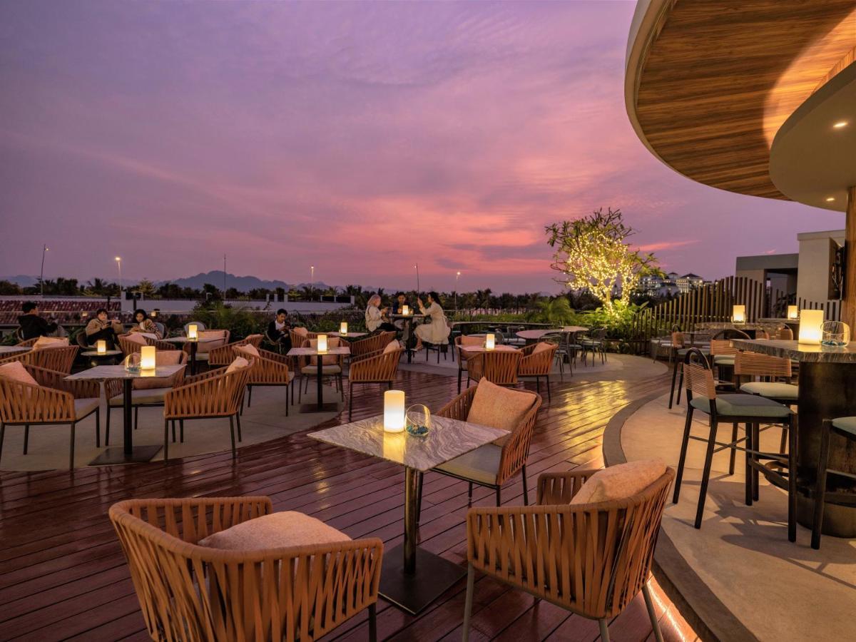 Resort Premier Village Bay 5*