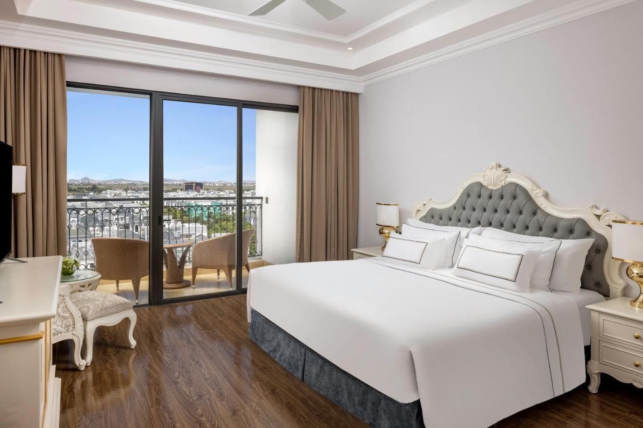 Melia Vinpearl Phong Rivera Hotel