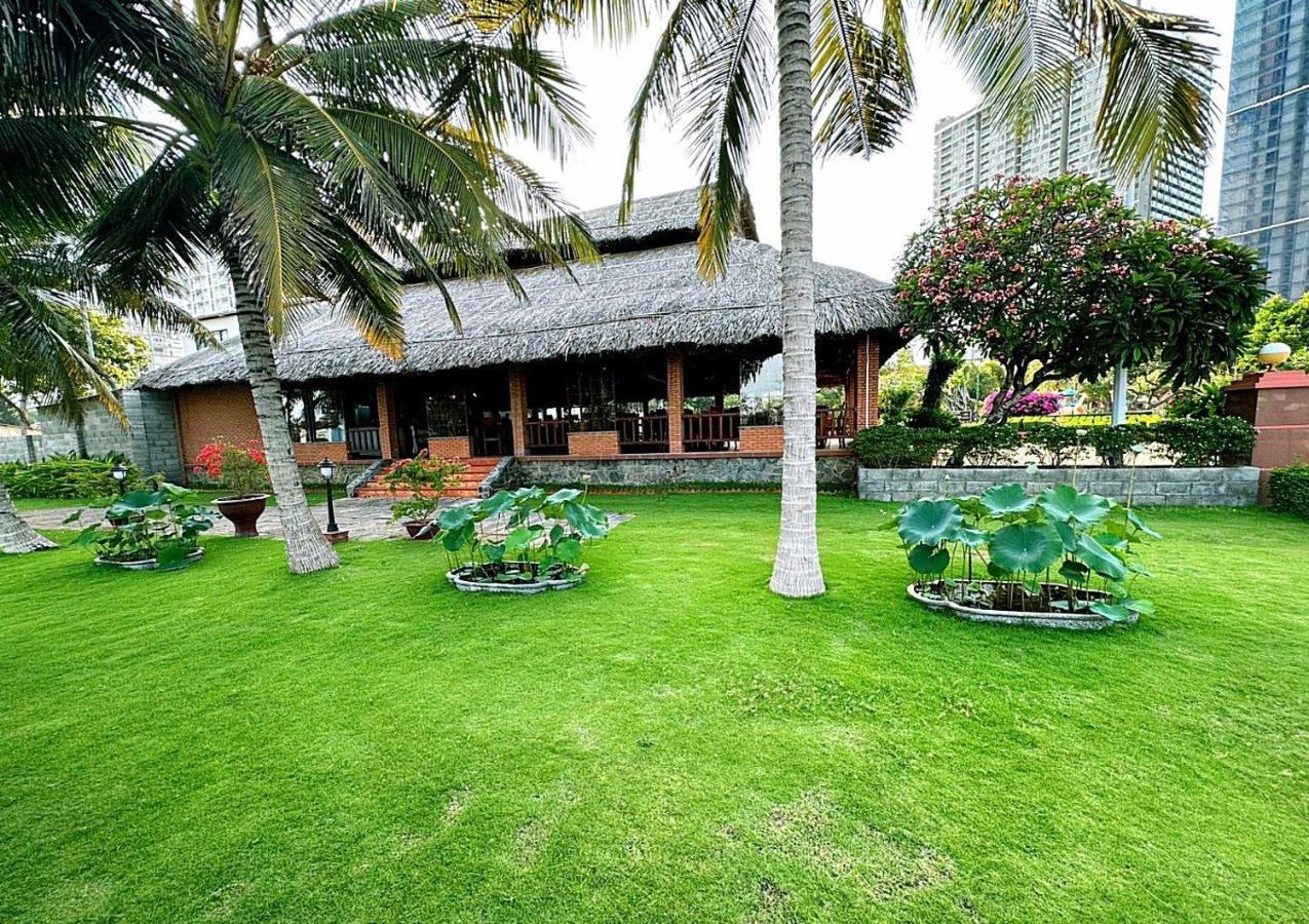 Lotus & Resort