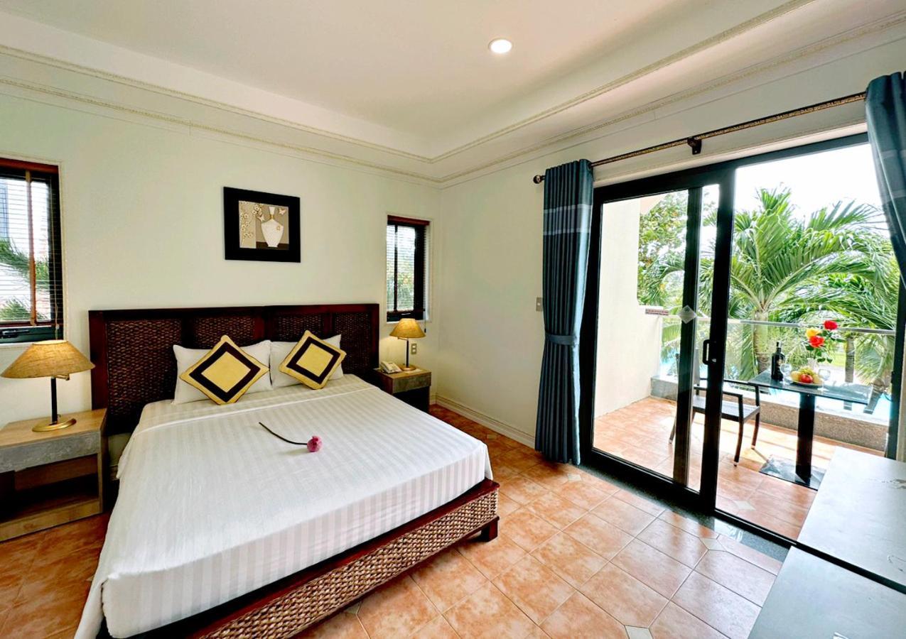 Resort Lotus & 4*