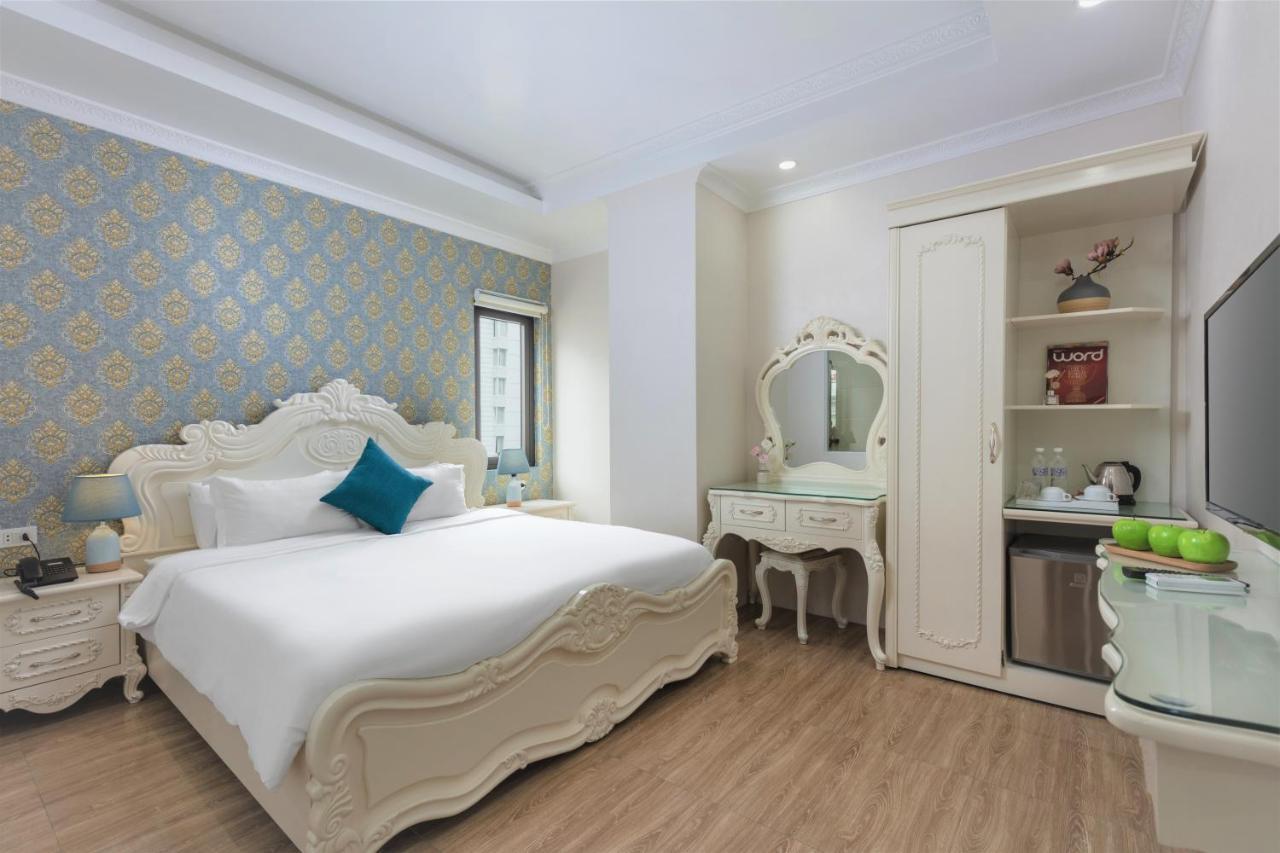 Phoenix Hotel 4*