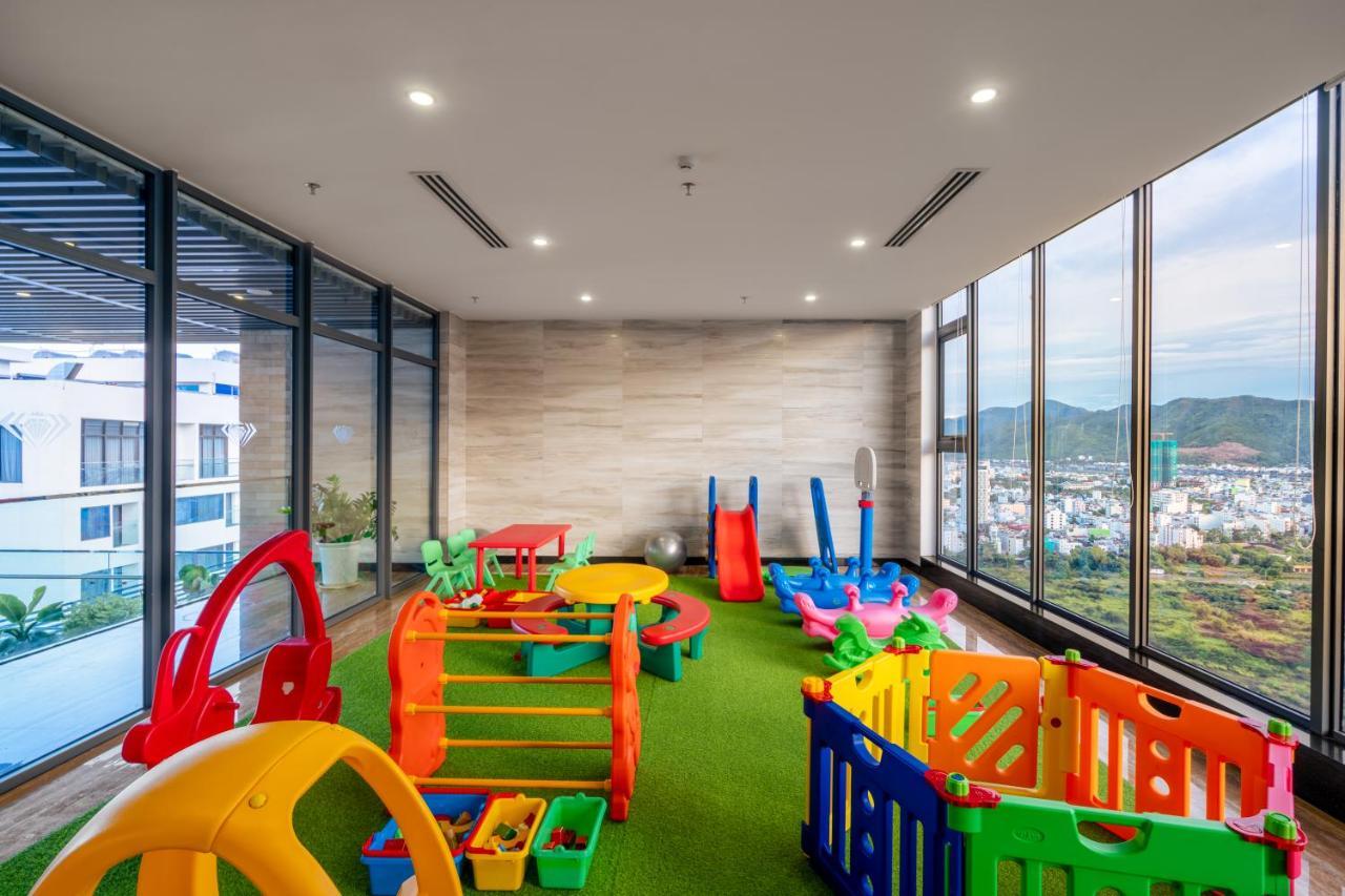 Và Emerald Bay Khách sạn