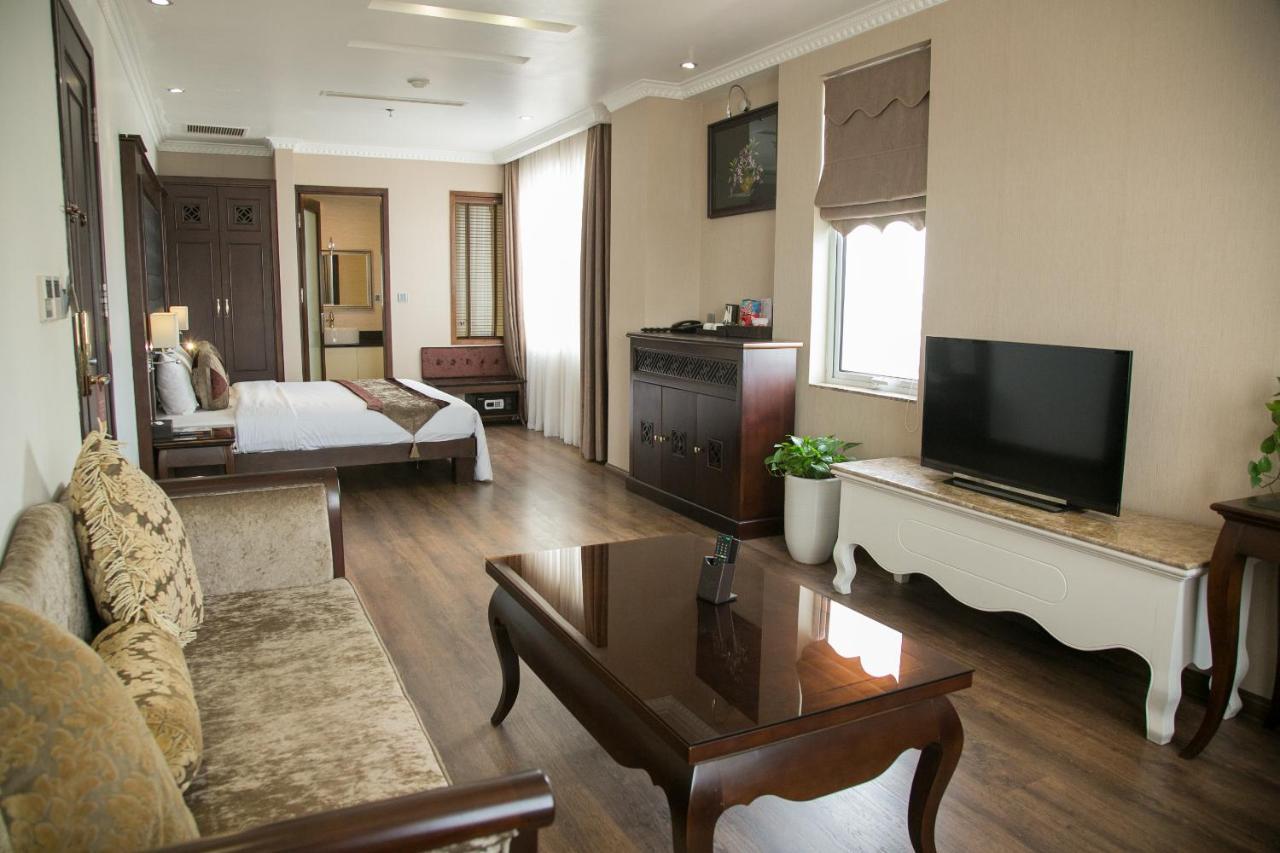 Khách sạn Bay Palace 3*
