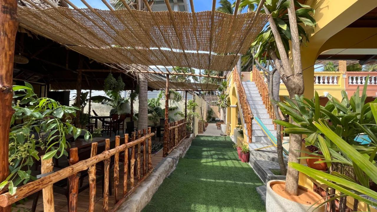 Hotel Mi Nhon Em Muine Mui Ne