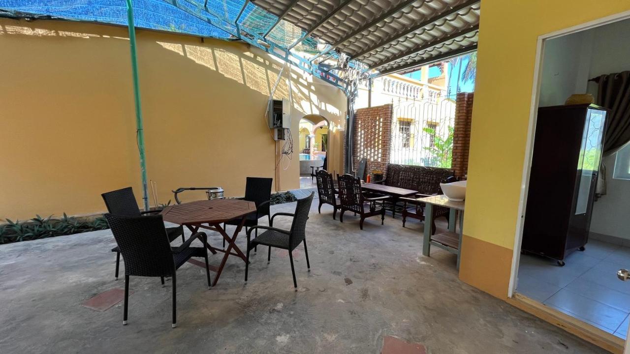 Hotel Mi Nhon Em Muine Mui Ne