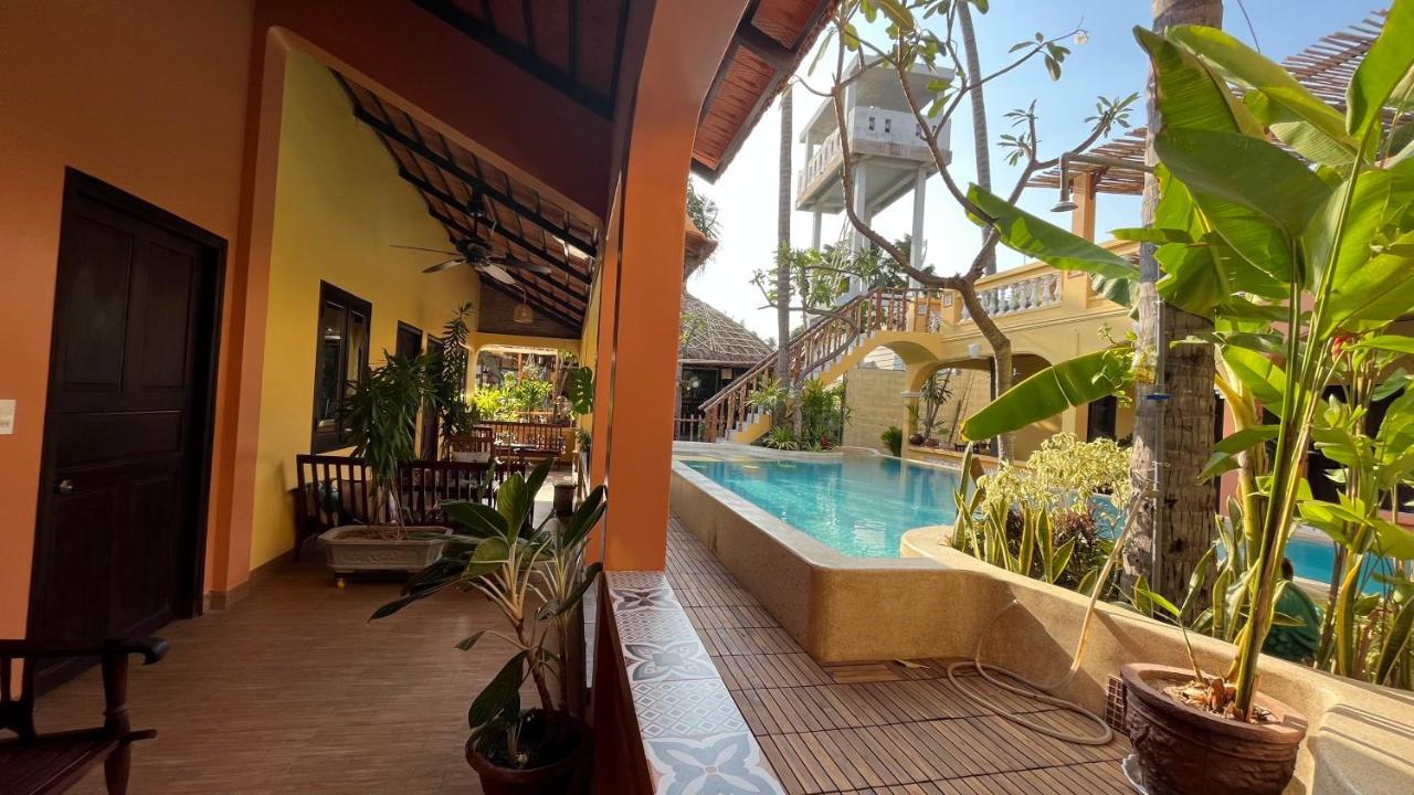 Mi Nhon Em Muine Hotel Mui Ne