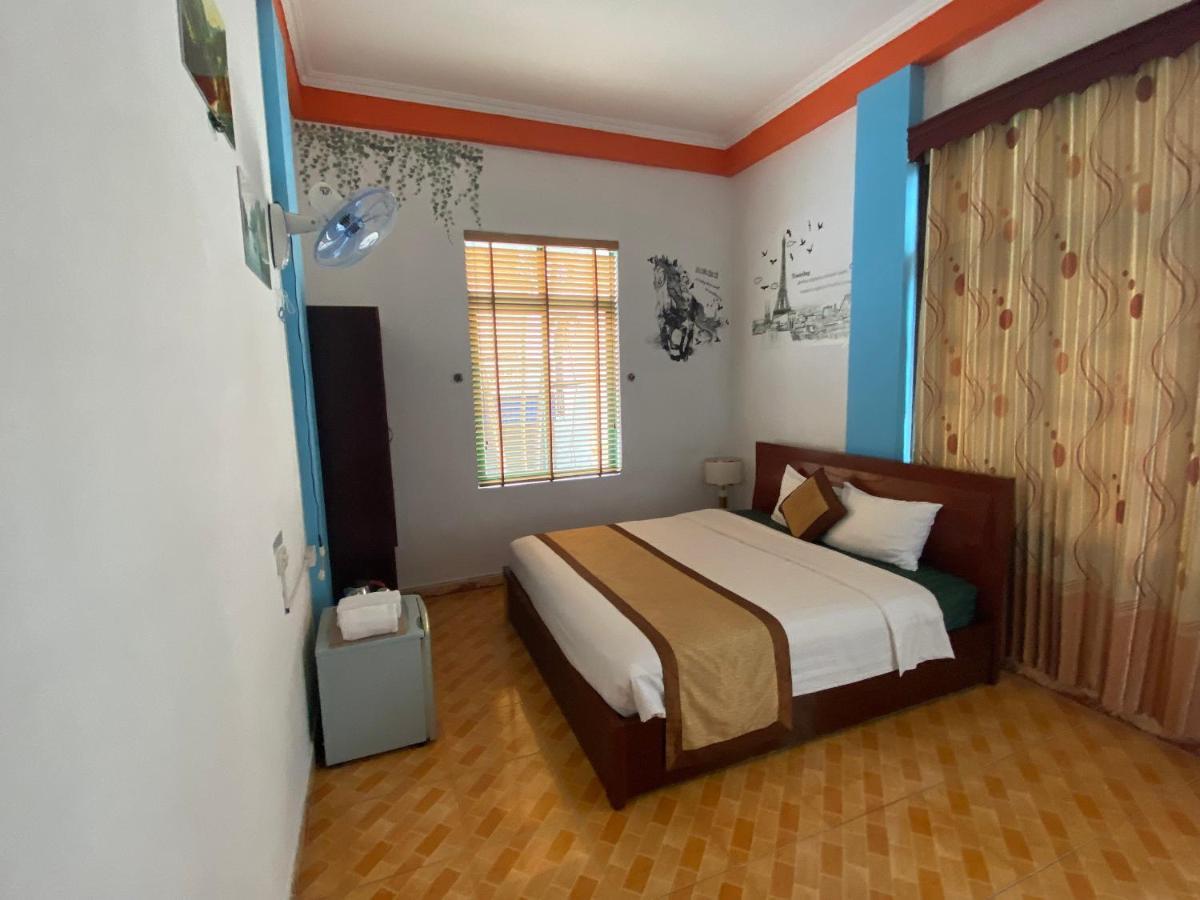 Hotel Alex 2*