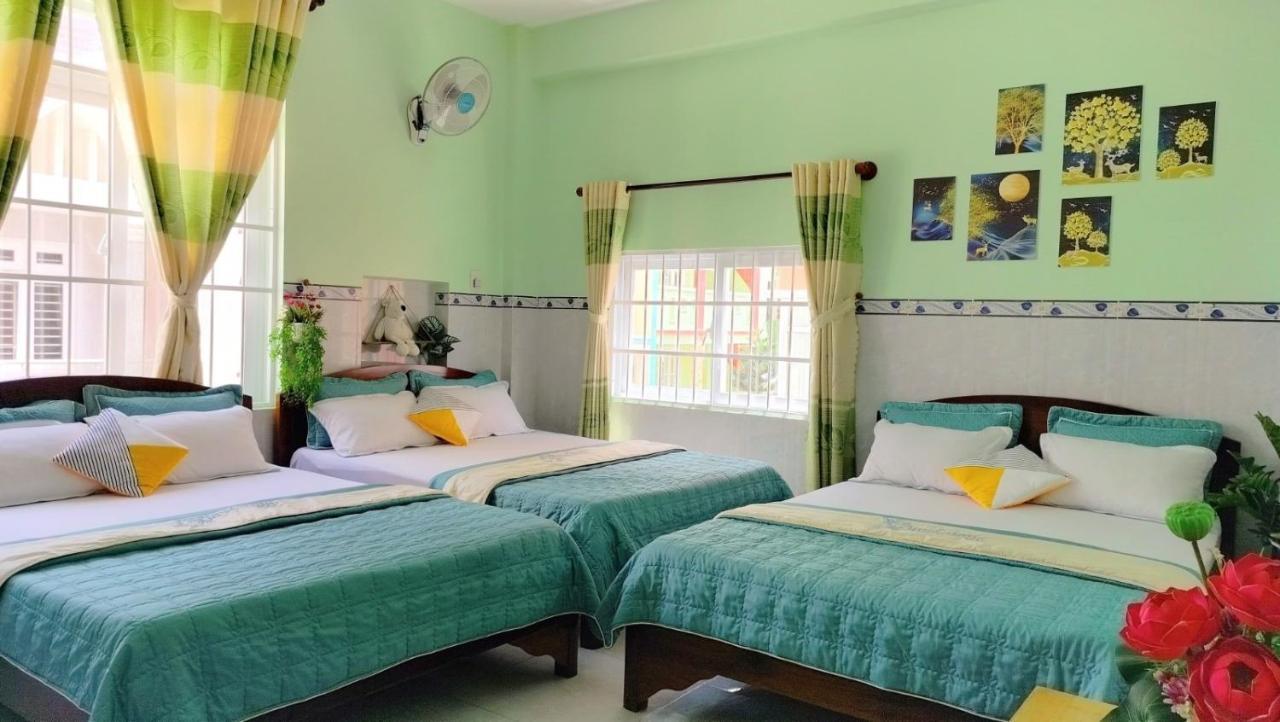 Thai Quang 2*