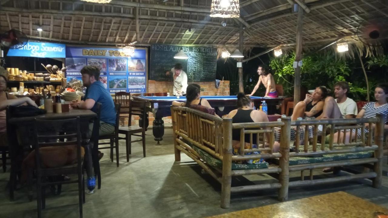 Ở trọ Vy's Cạnh Biển *