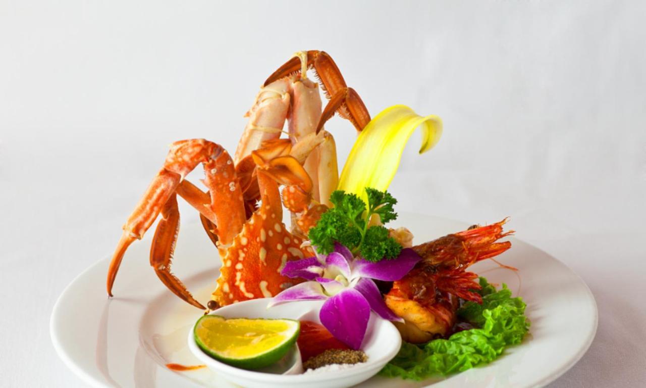 Indochina Sails Bay  Ha Long