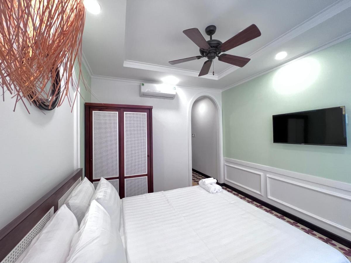 Wanderlust Hotel