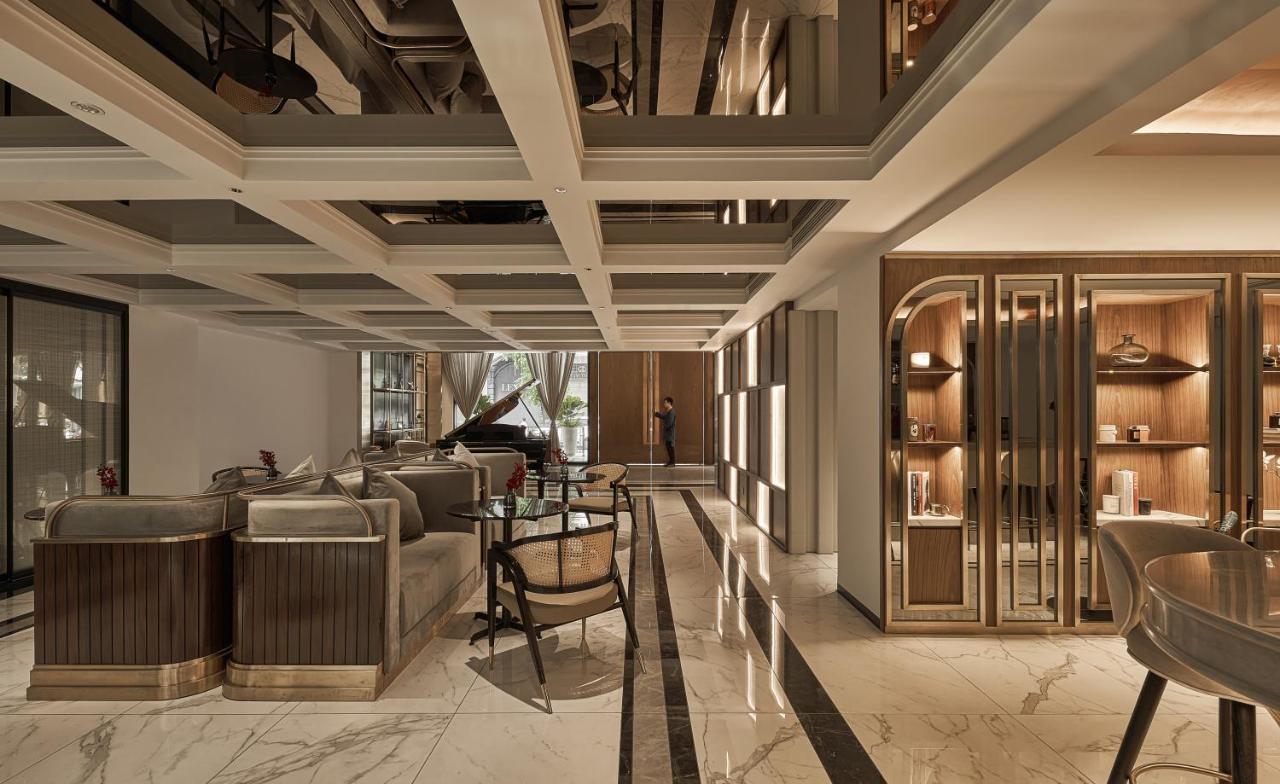La Siesta Premium Saigon Khách sạn 5*