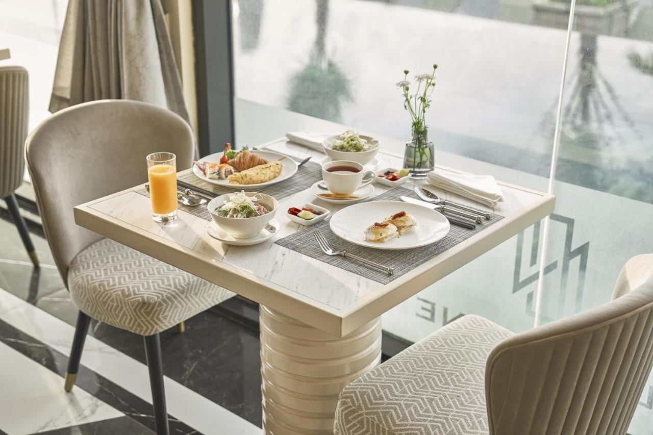 Khách sạn La Siesta Premium Saigon 5*