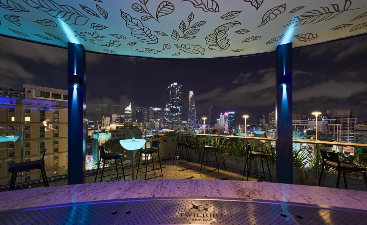La Siesta Premium Saigon Khách sạn
