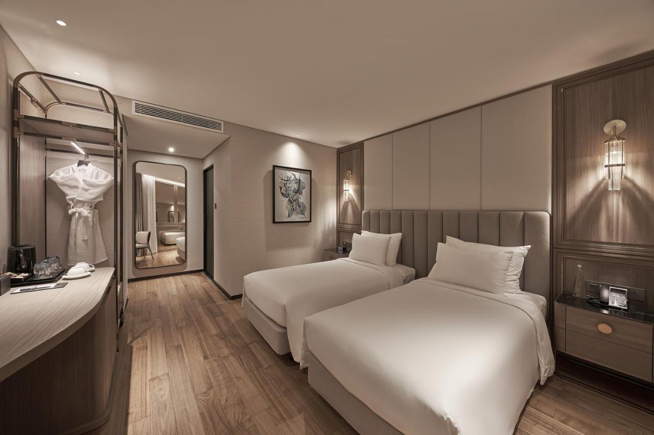 La Siesta Premium Saigon Khách sạn 5*