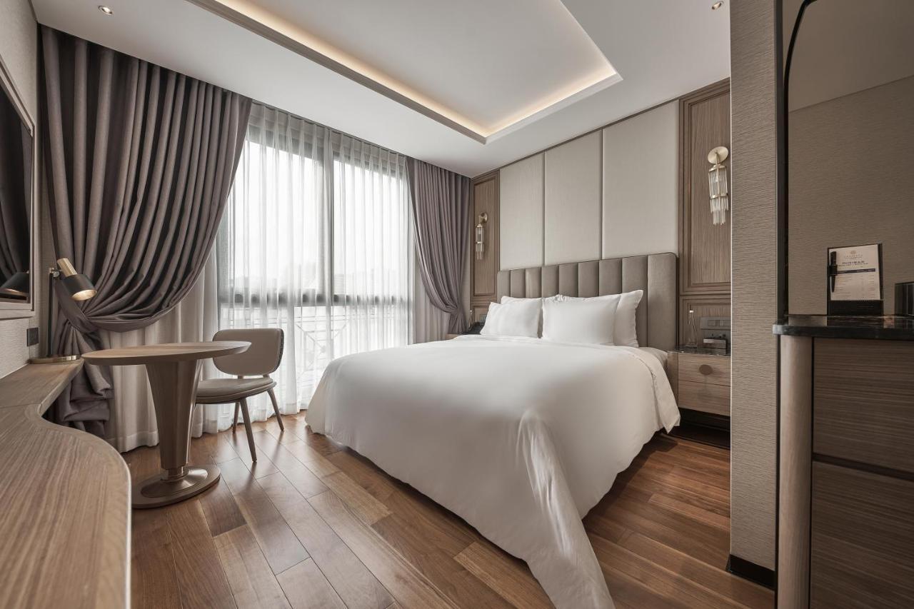La Siesta Premium Saigon TP. Hồ Chí Minh