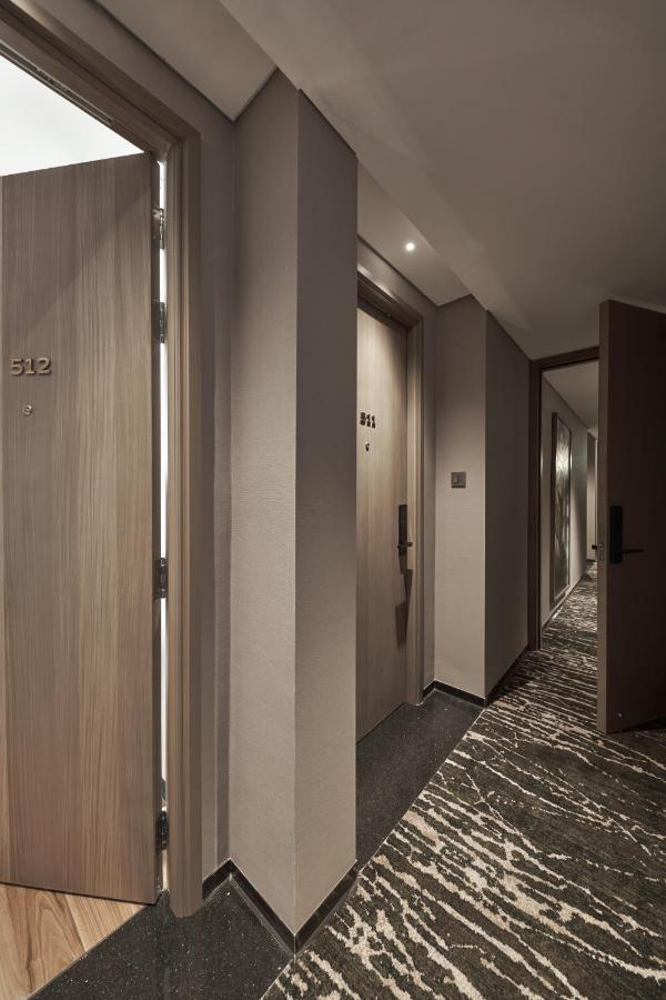 Khách sạn La Siesta Premium Saigon 5*