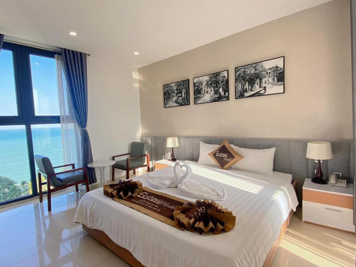 Hotel Ecstasy 3*