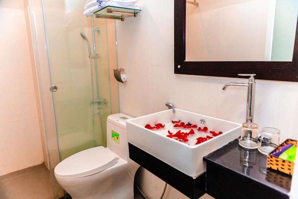 Hotel Cosmos By Ht Nha Trang