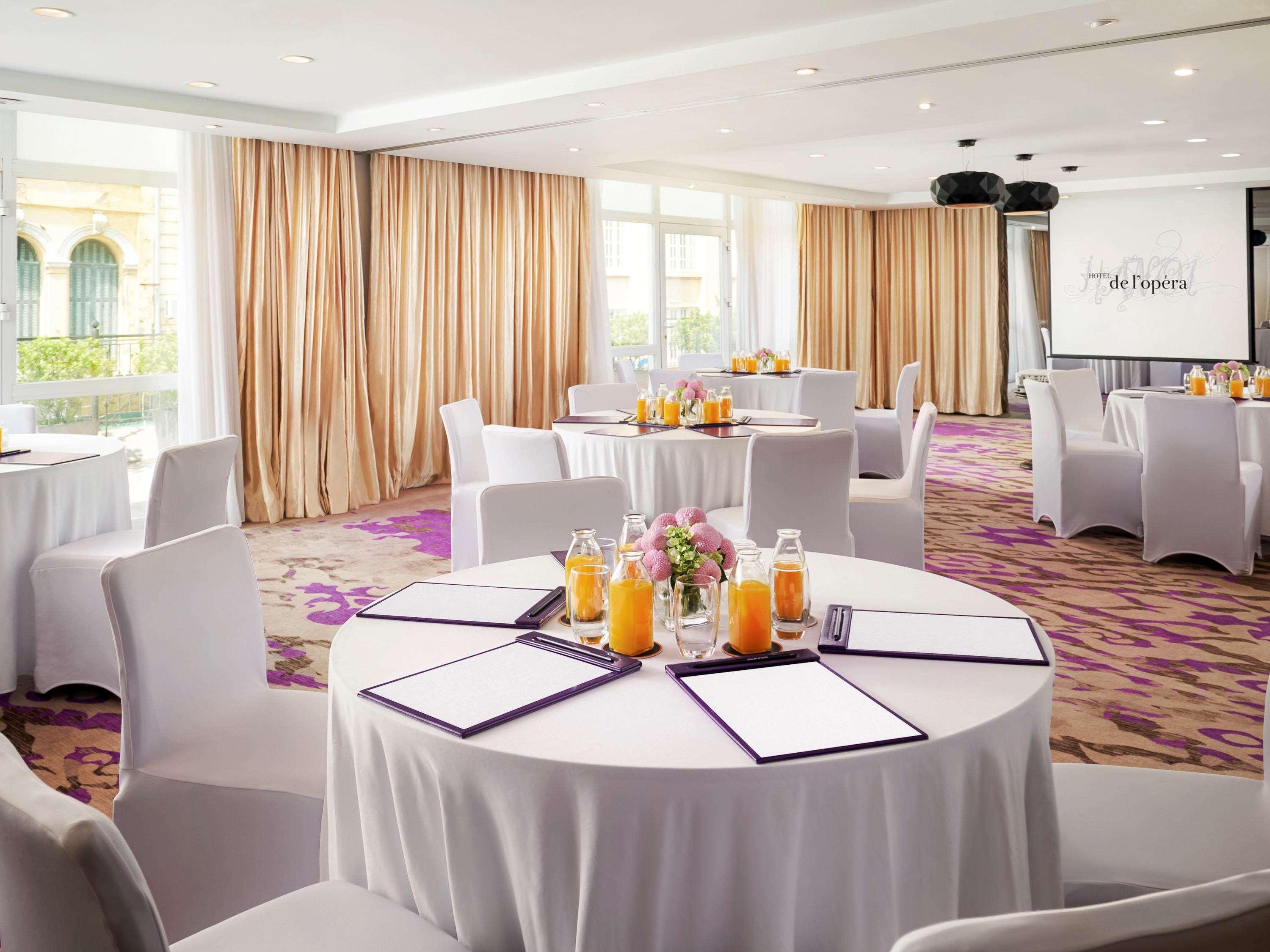 Khách sạn De L'opera Hà Nội - Mgallery 5*