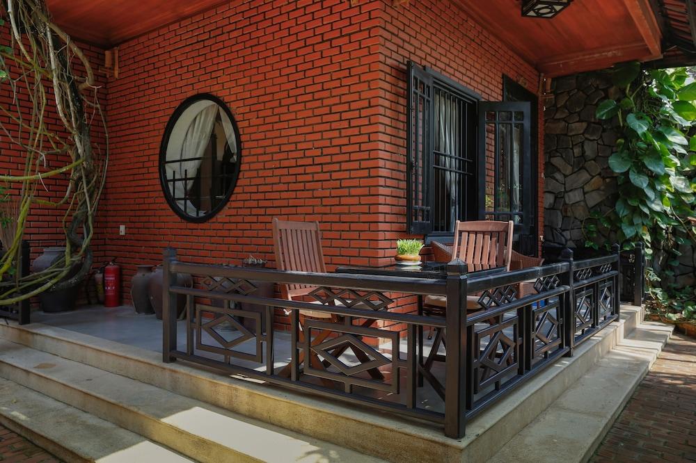Khách sạn Betel Garden - Vườn Trầu