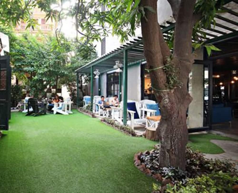 Ping Hà Nội Khách sạn