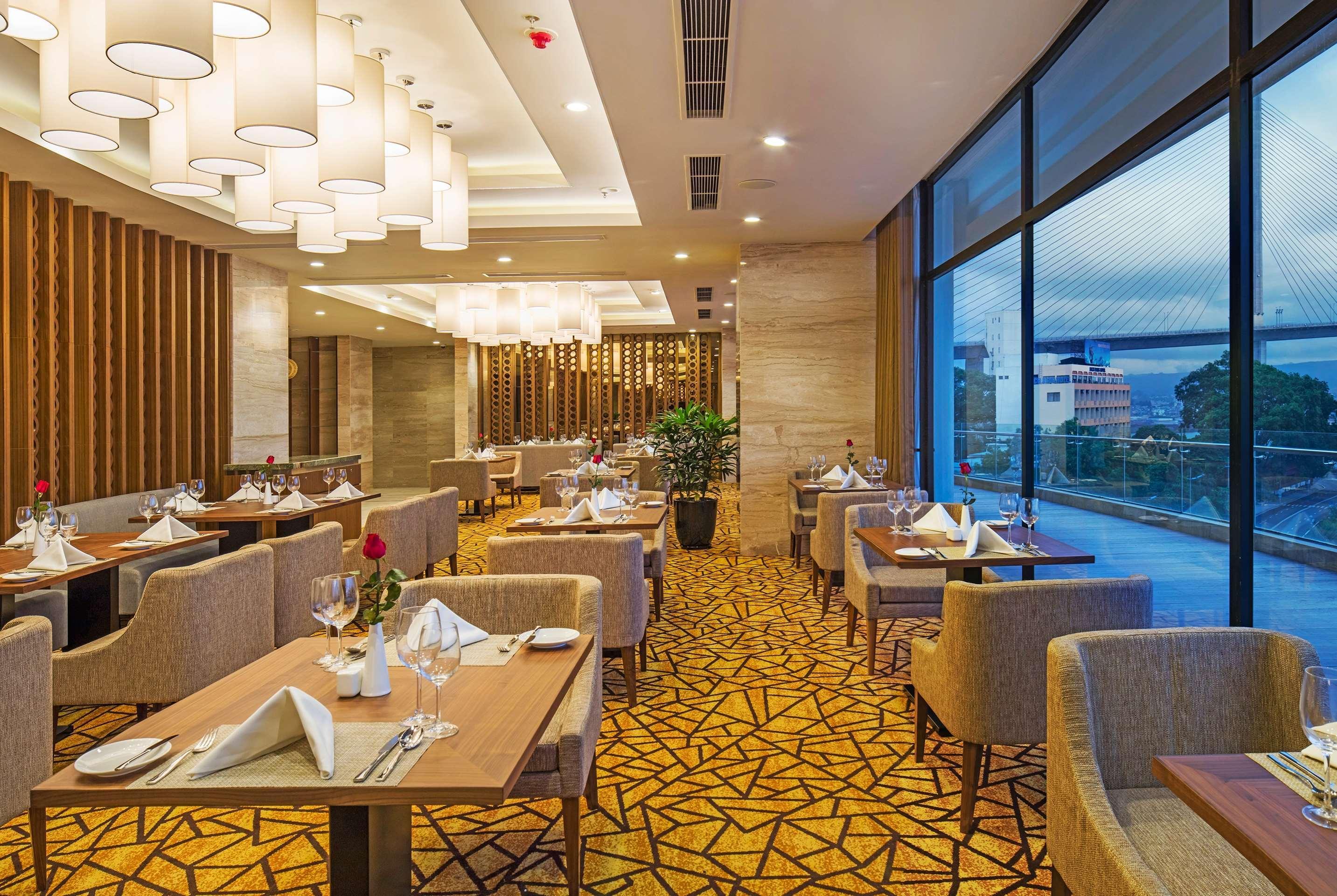 Wyndham Legend Halong Ha Long