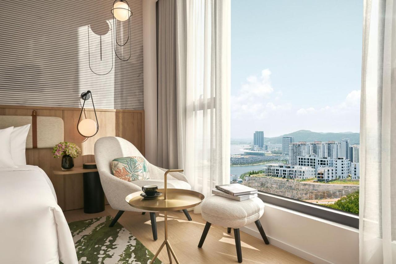 Hotel The Yacht By Dc Hạ Long