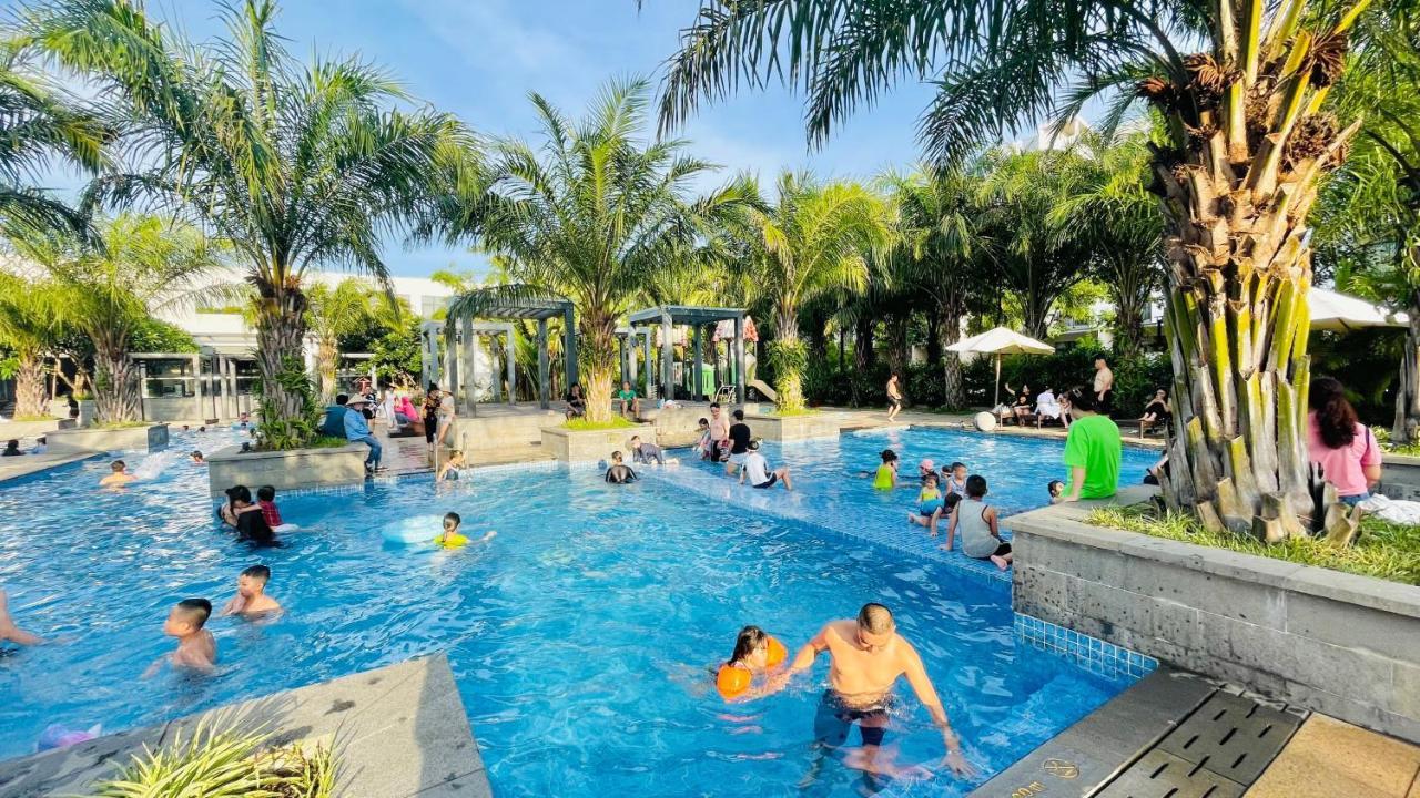Royal Lotus 5 Bedroom Khách sạn hẻo lánh
