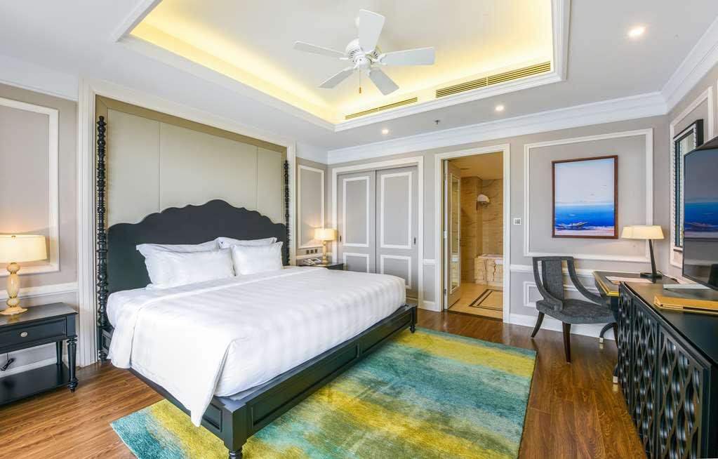 Melia Vinpearl Phong Rivera 5*