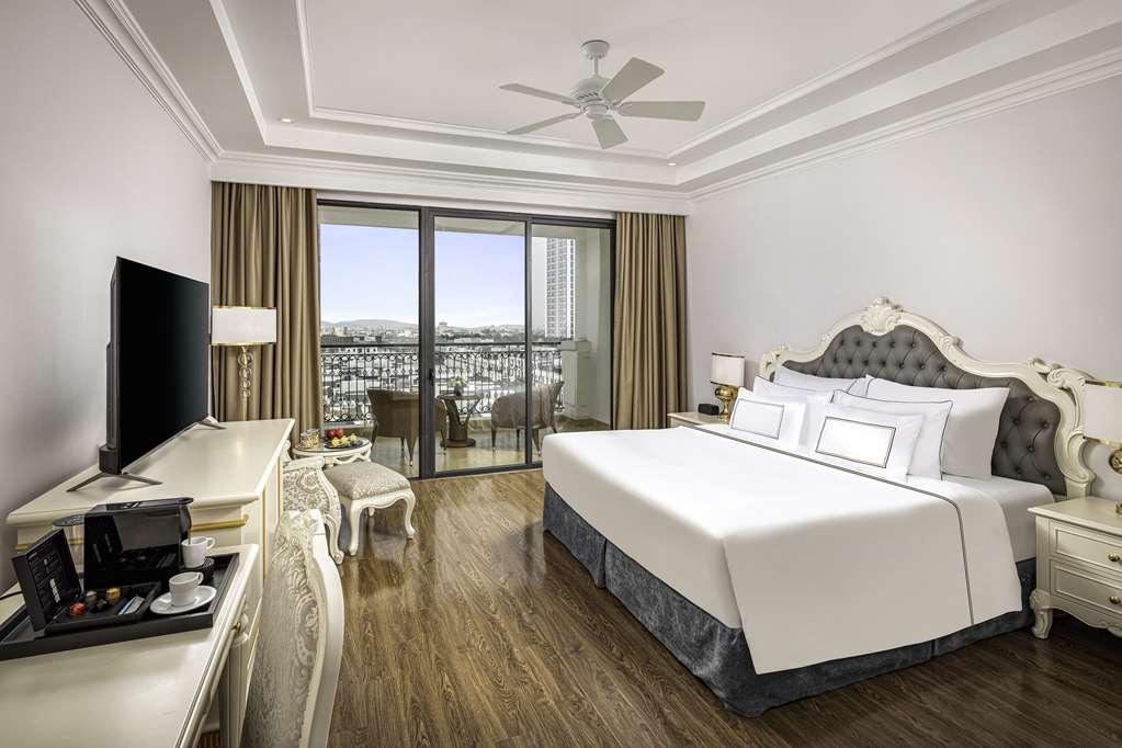 Hotel Melia Vinpearl Phong Rivera 5*