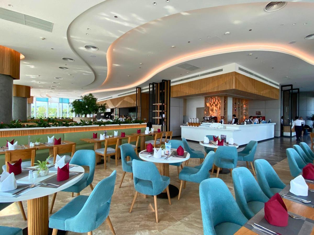 A La Carte Halong By Mapstar
