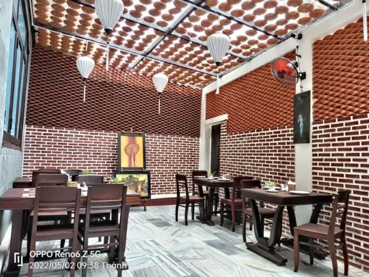 Khách sạn Phố Library 2*