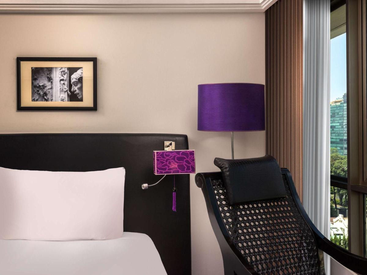 Khách sạn Sofitel Saigon Plaza 5*