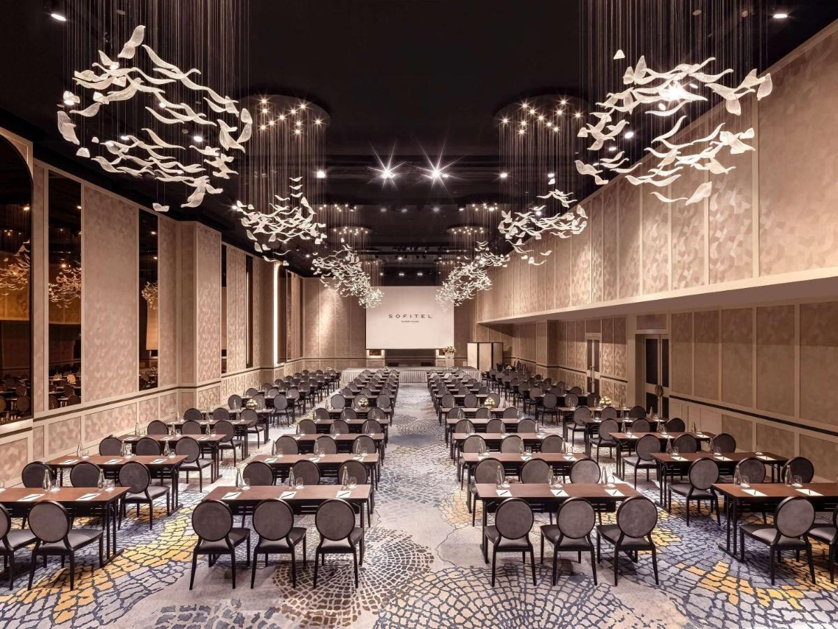 Khách sạn Sofitel Saigon Plaza TP. Hồ Chí Minh