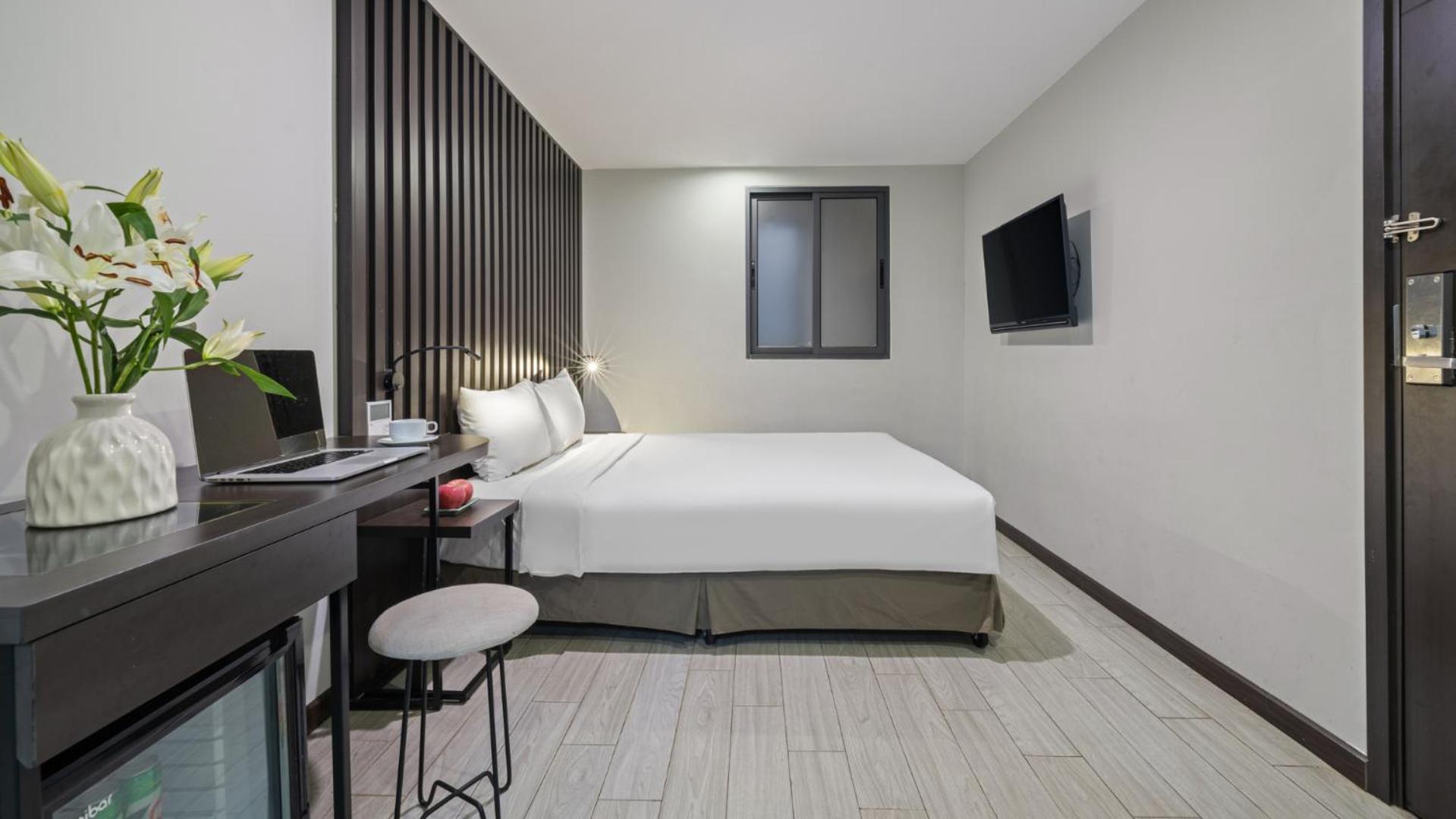 Agnes Hotel 4*