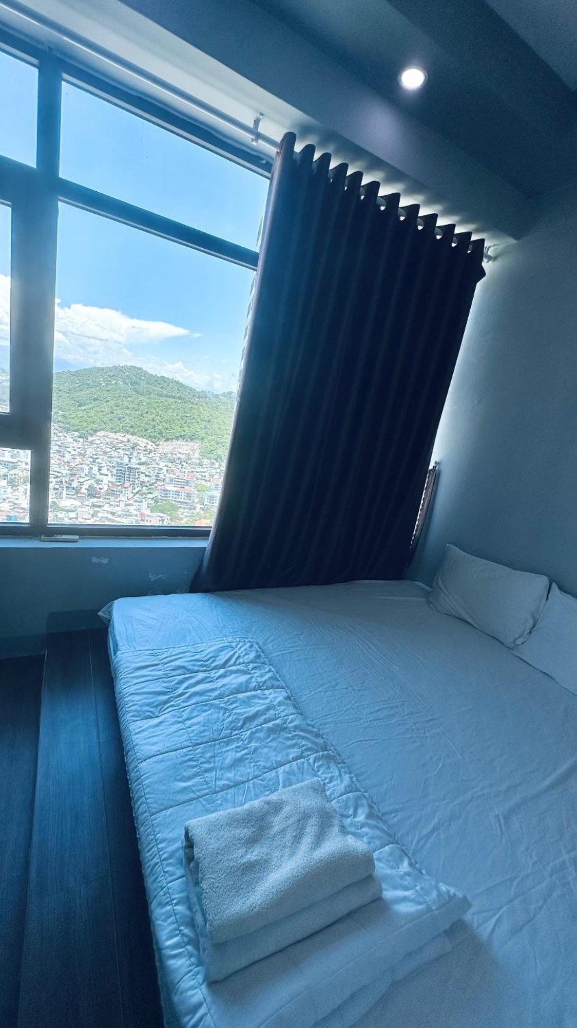 Apartment Sea - *