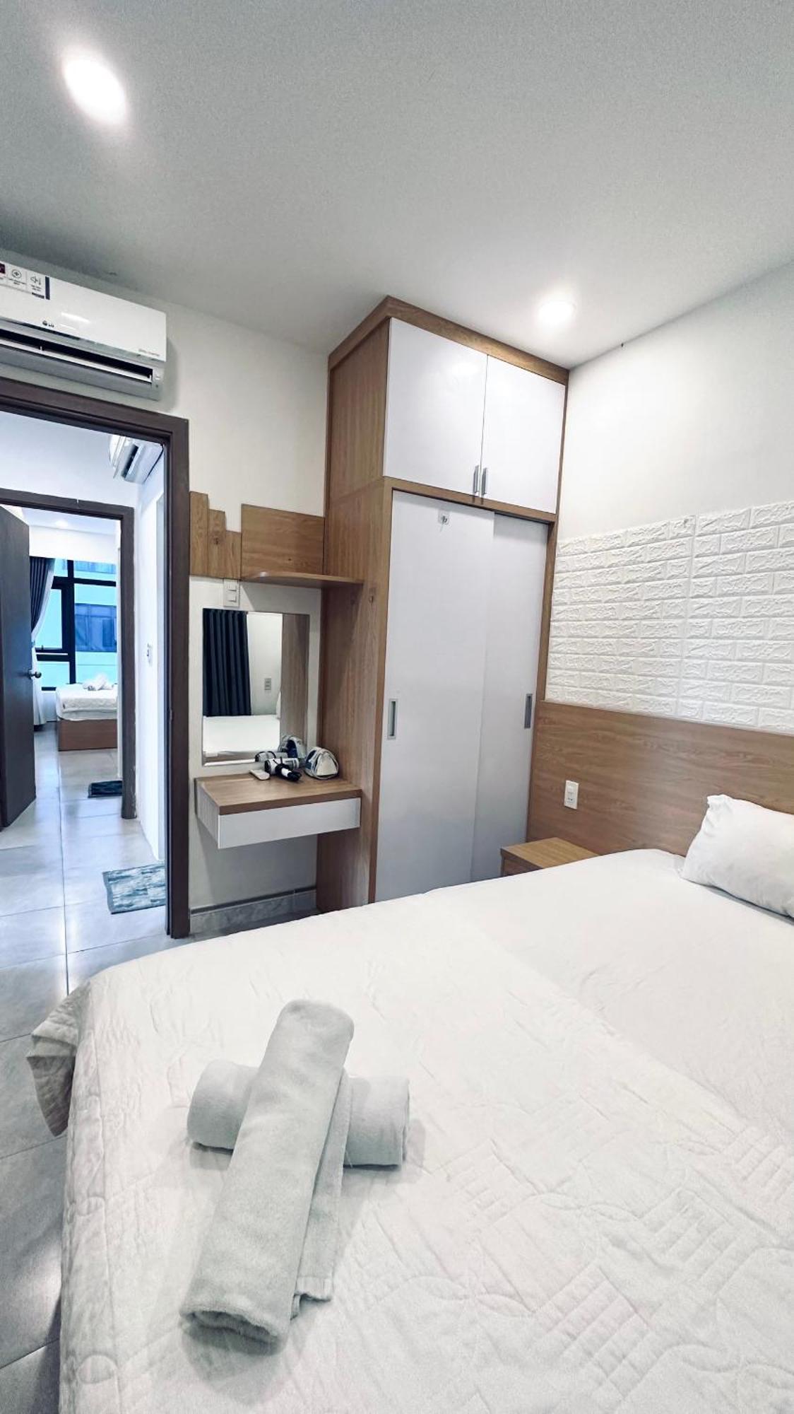 Apartment Sea - *