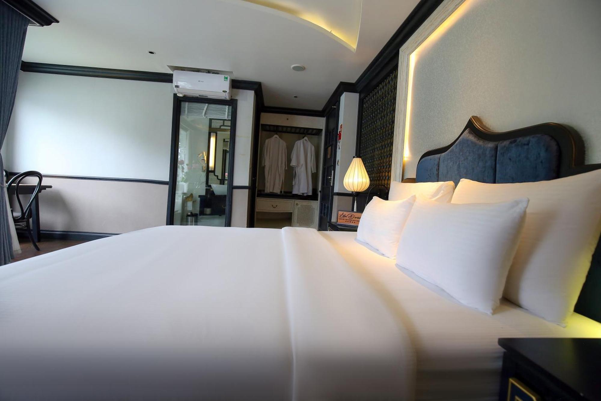Resort Lotus D'orient Cruise