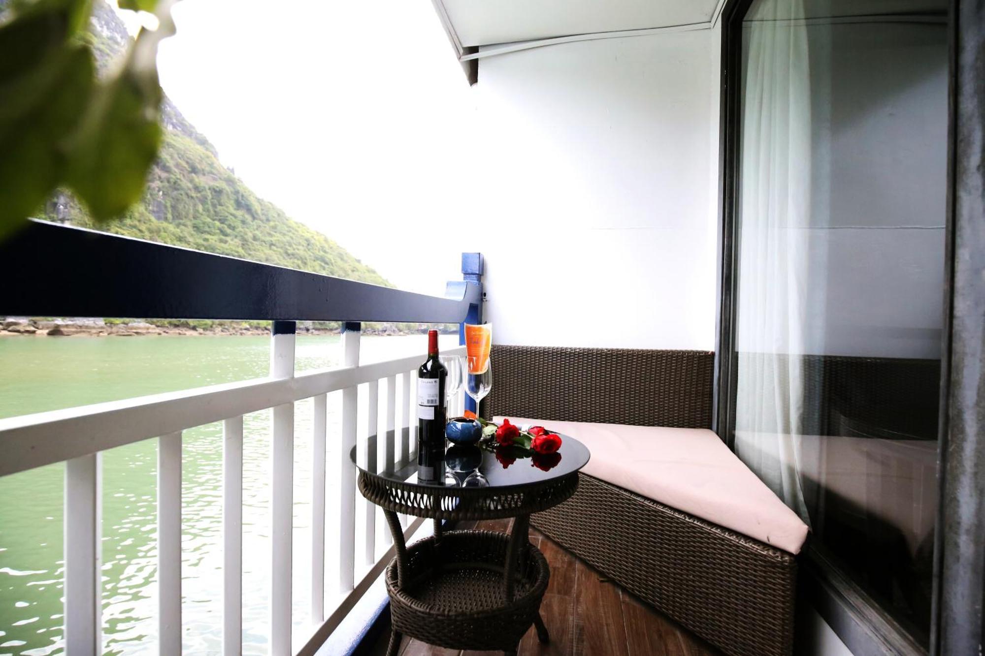 Lotus D'orient Cruise 5* Nan Giang