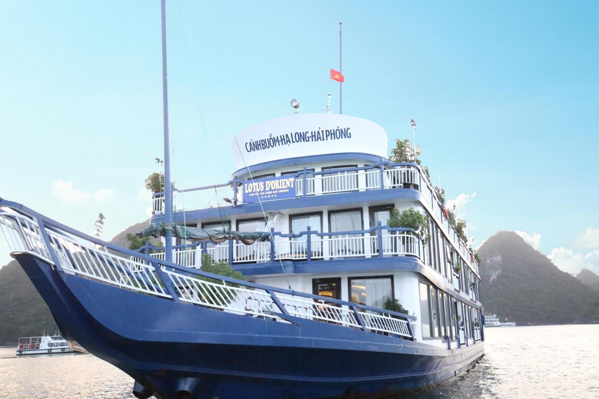 Lotus D'orient Cruise Resort Nan Giang