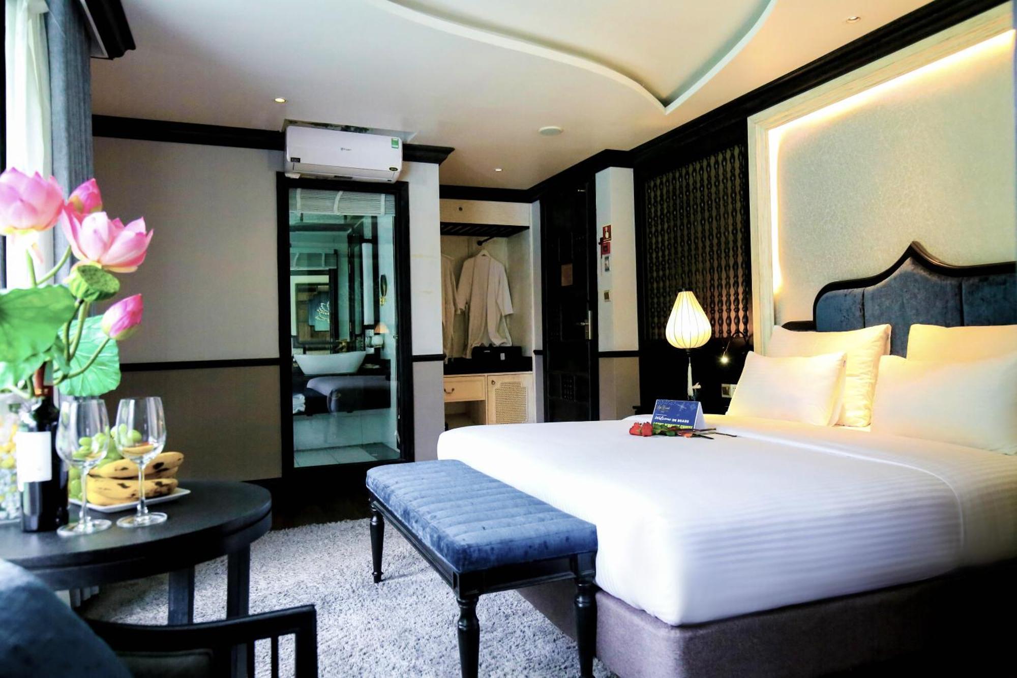 Resort Lotus D'orient Cruise