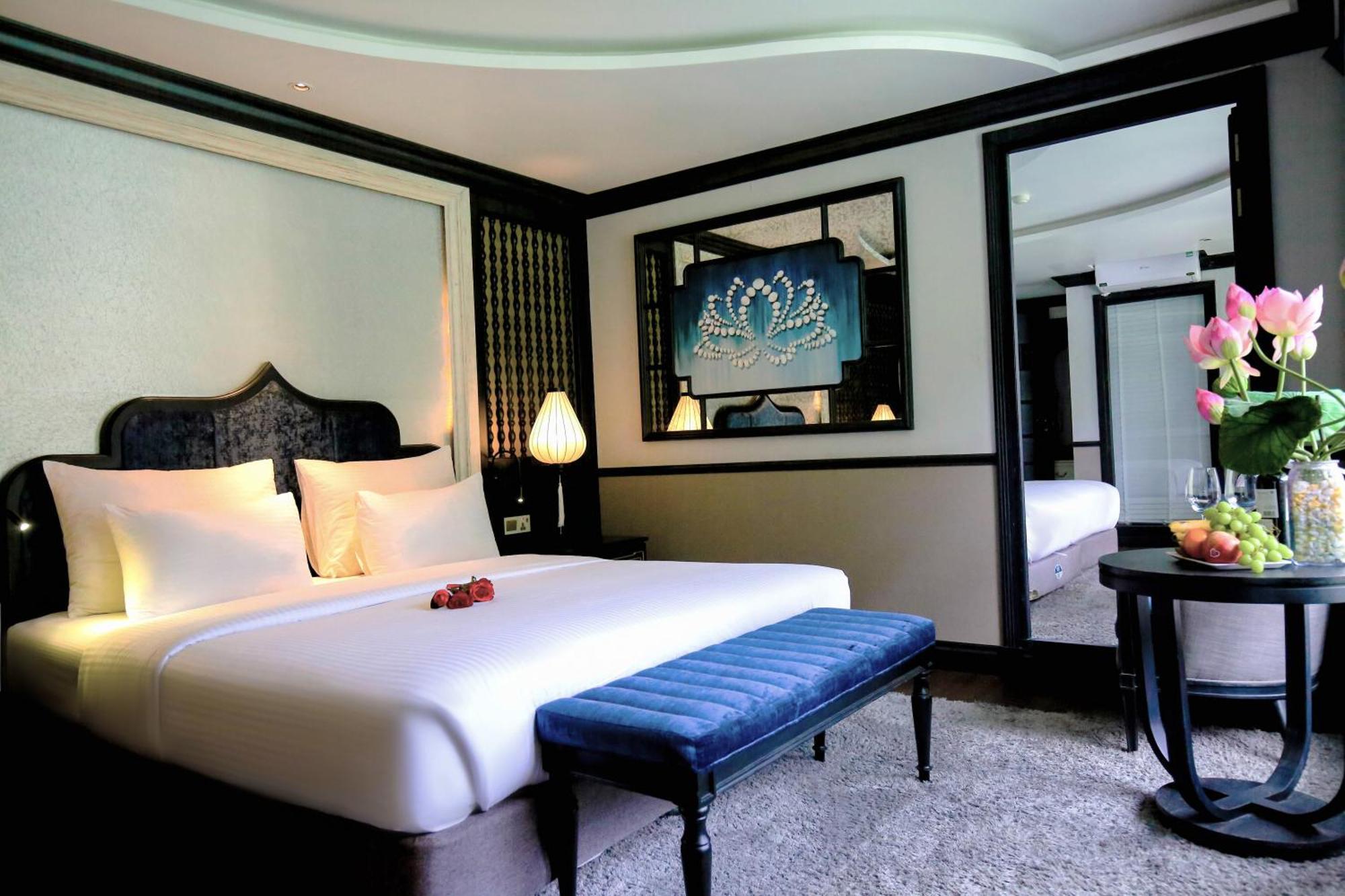 Lotus D'orient Cruise 5* Nan Giang