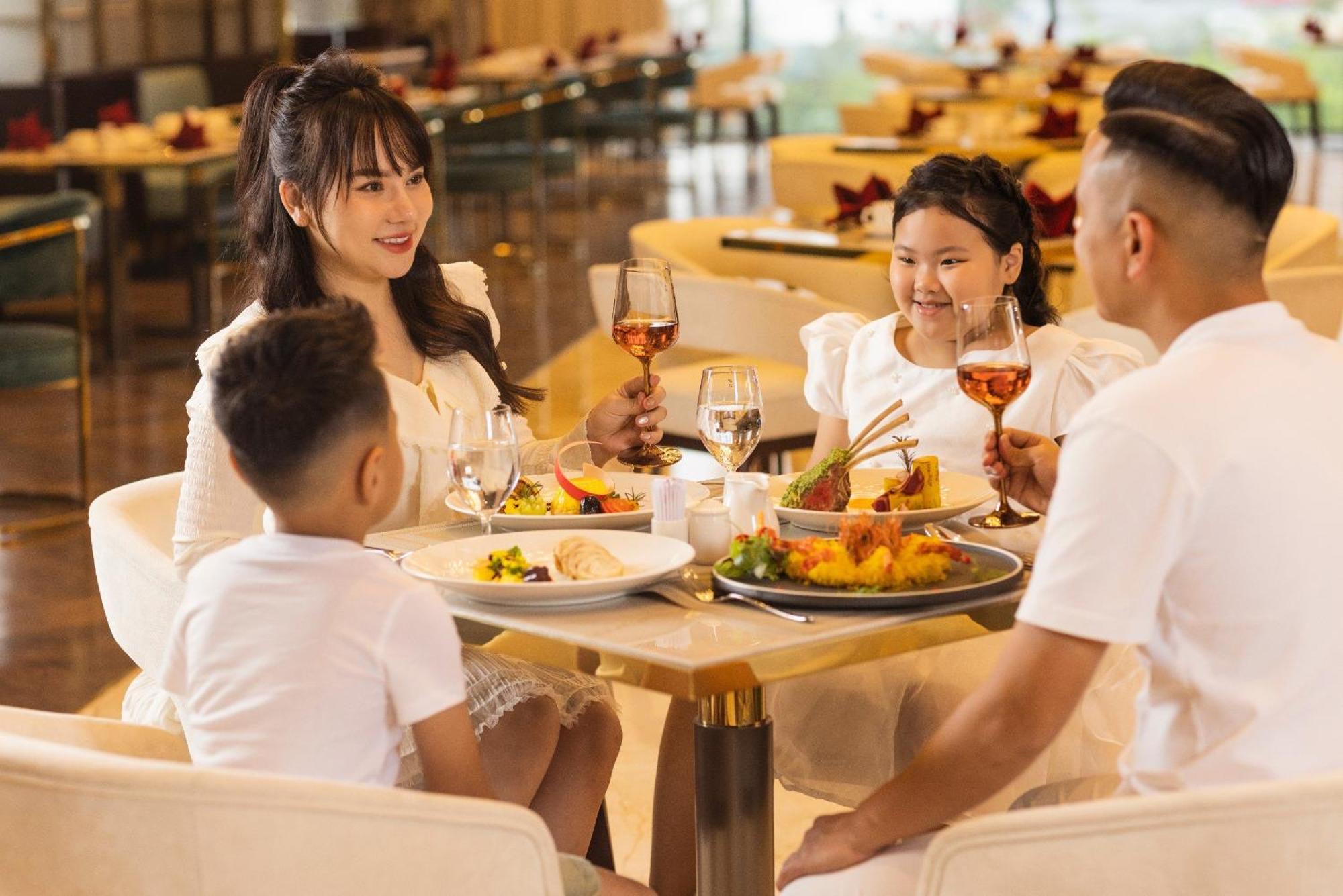 Radisson Blu Ha Long Bay 5*
