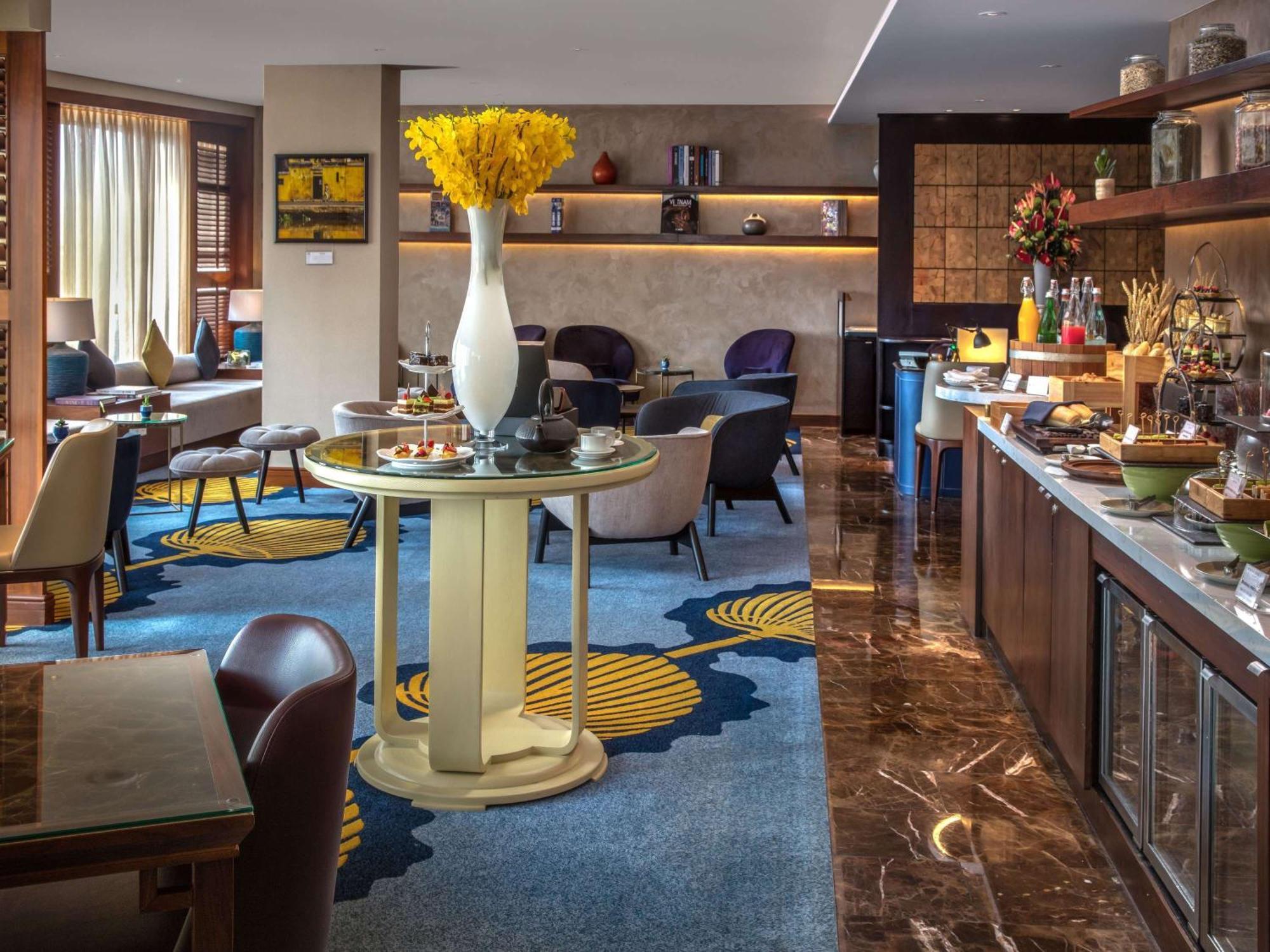 Khách sạn Sofitel Saigon Plaza TP. Hồ Chí Minh