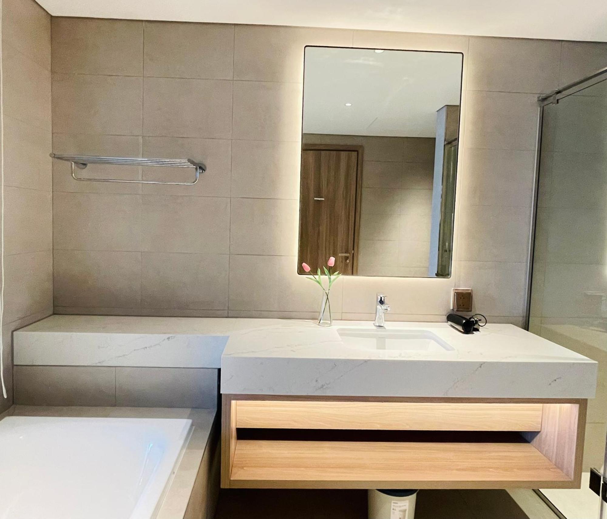 A La Carte Halong By Mapstar 4*