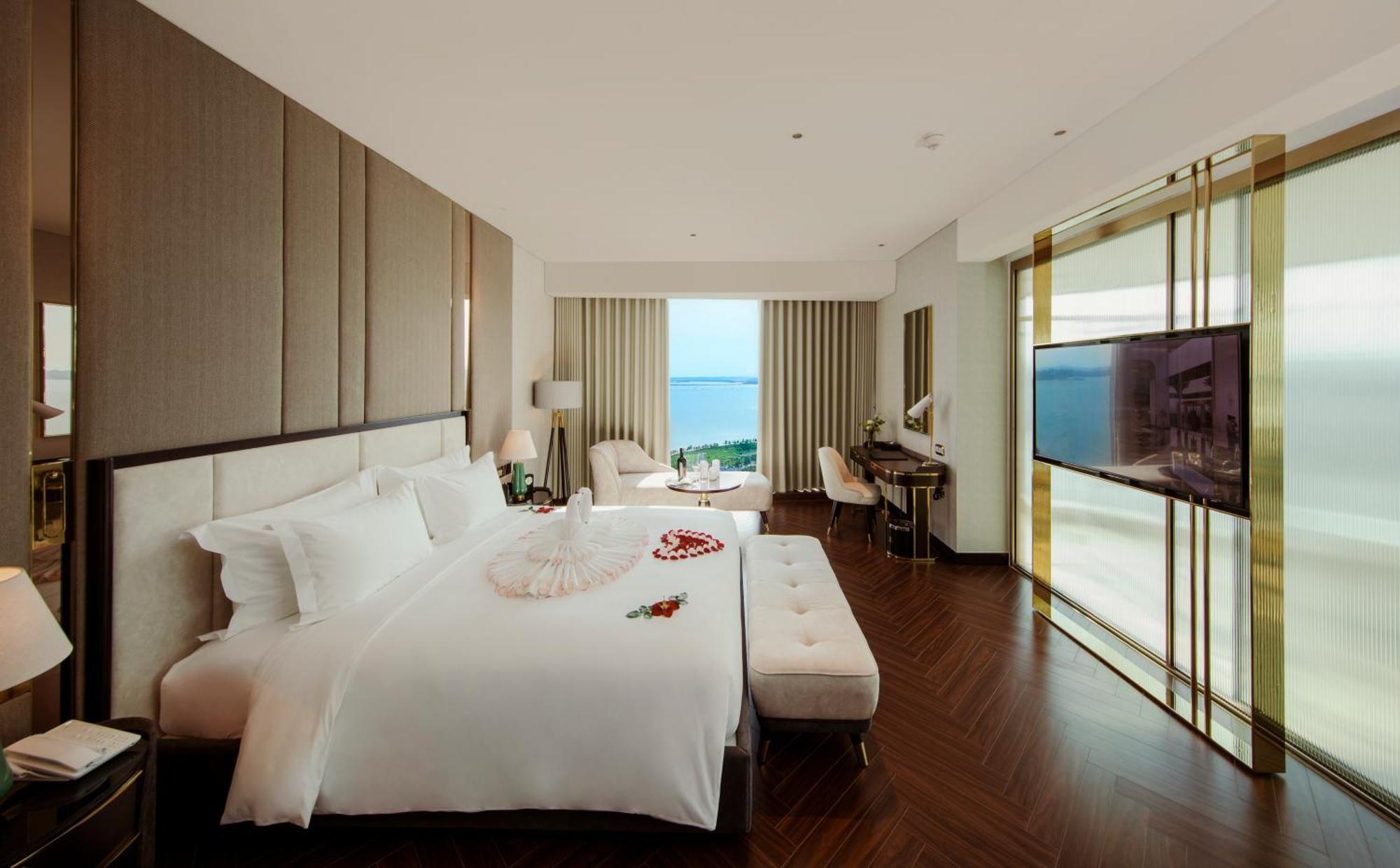 Radisson Blu Ha Long Bay 5* Ha Long