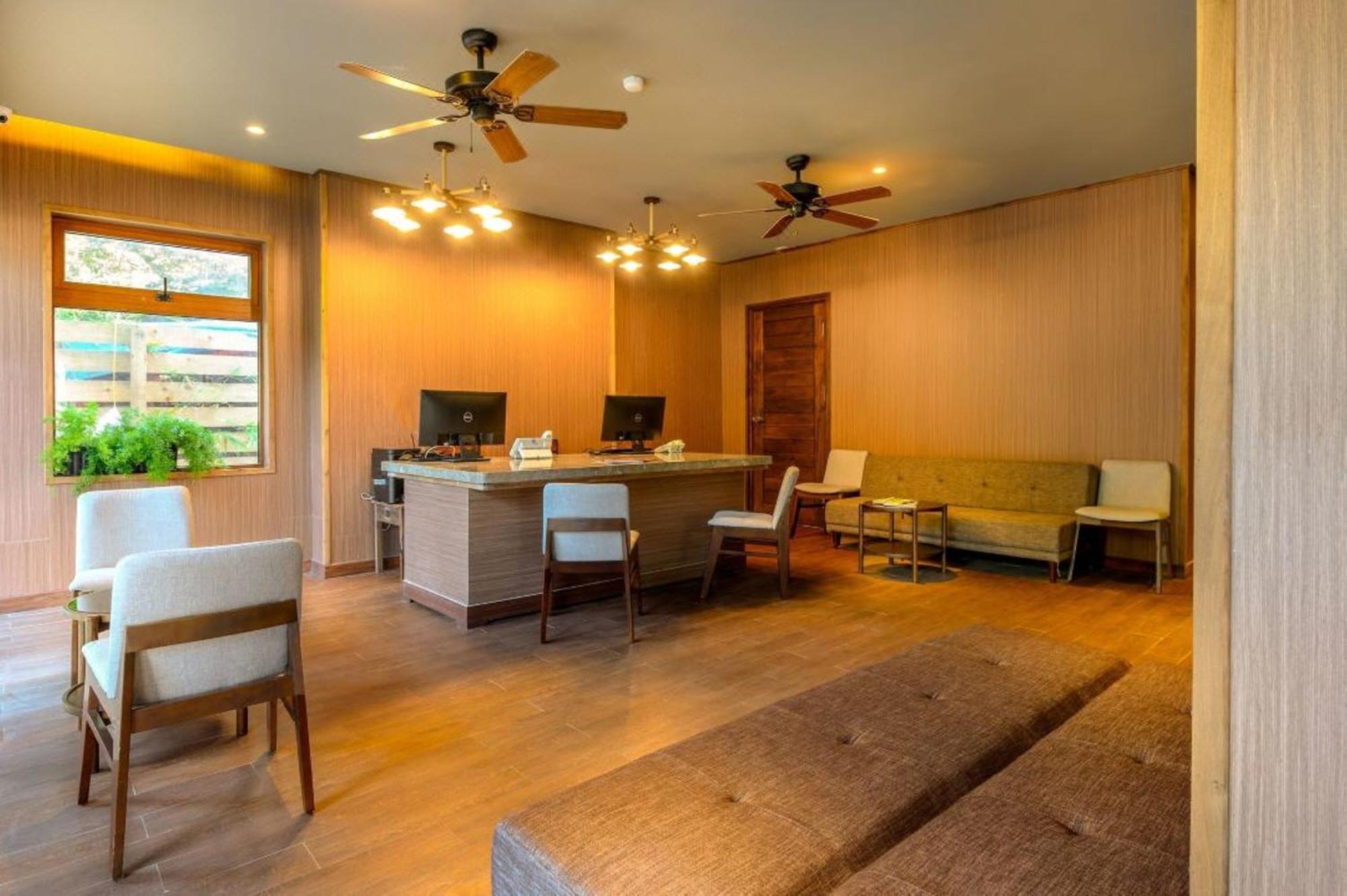 Ha Ocean Front 4* Hội An