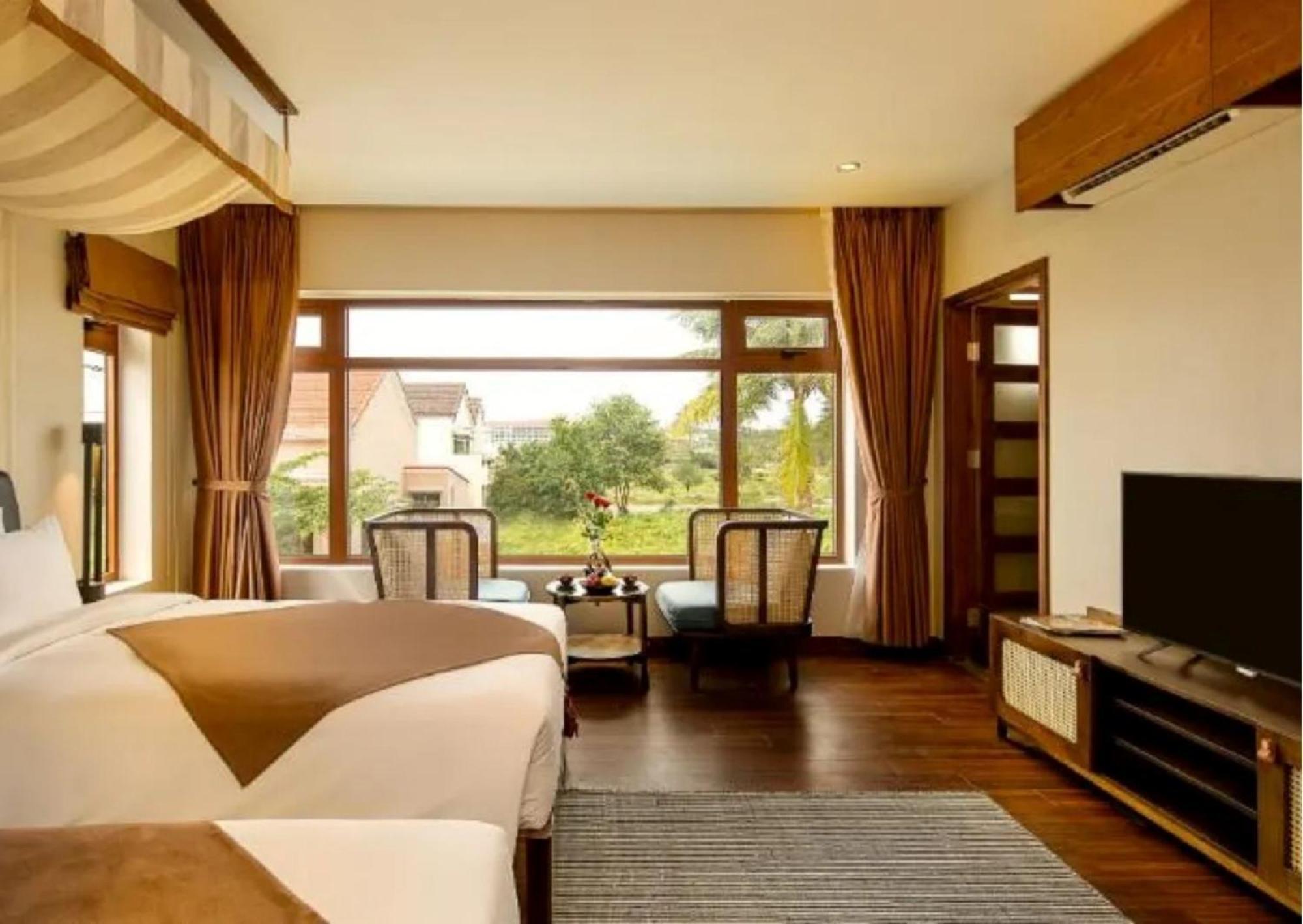 Ha Ocean Front Khách sạn Hội An