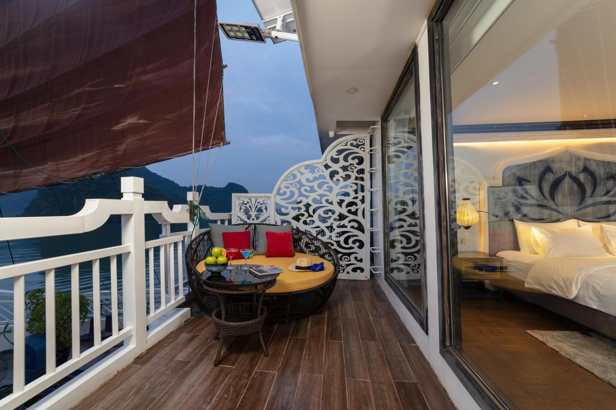 Lotus D'orient Cruise Resort Nan Giang